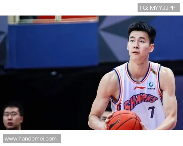 郭昊文的篮球梦想与成长之路：从少年到职业球员的奋斗历程